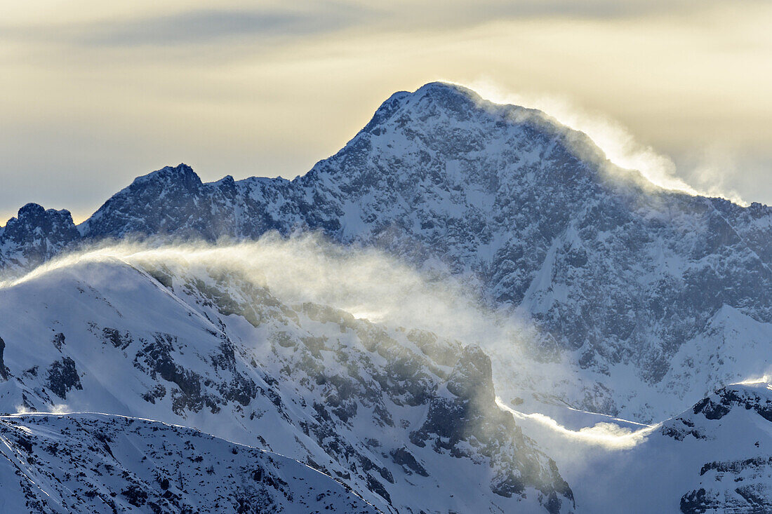 Storm above Hochnissl, hut Erfurter Huette, Rofan range, Tyrol, Austria