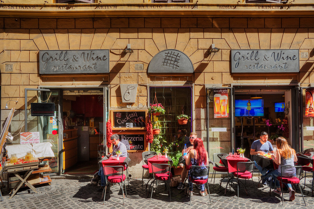 Restaurant, Trevi-Brunnen, Rom, Latium, Italien