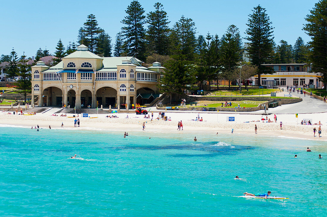 Cottelsoe Beach is the most famous and popular of the city beaches of Perth