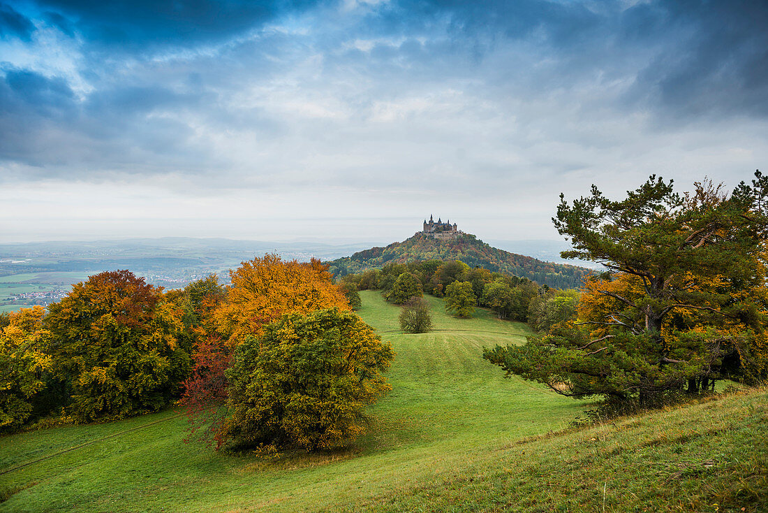 Burg Hohenzollern, Hechingen, Zollernalbkreis, Swabian Alps, Baden-Wuerttemberg, Germany