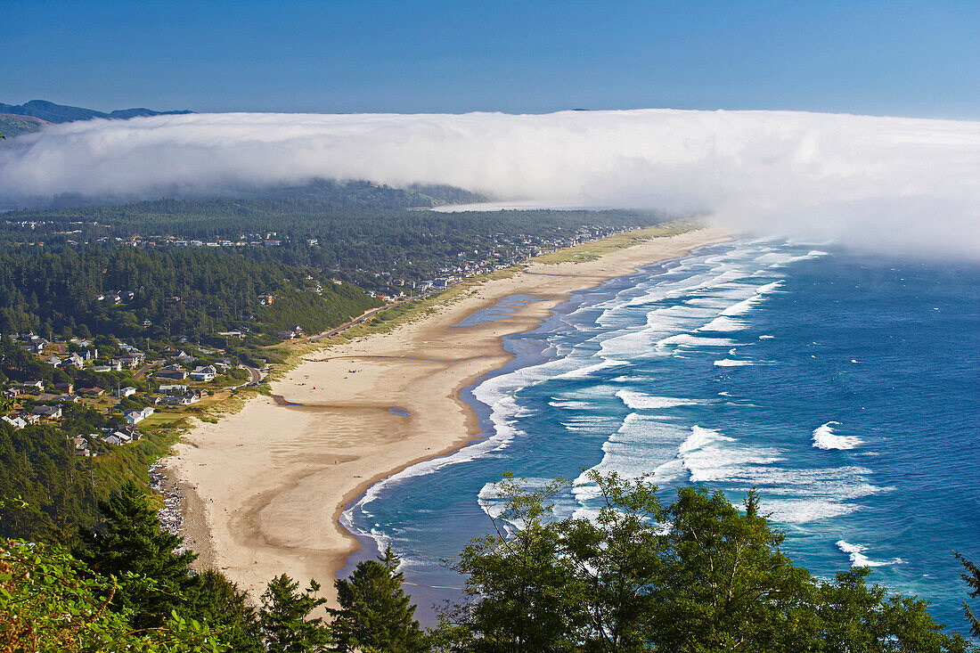 Blick auf die Pazifikküste bei Manzanita , Manzanita Beach , Oregon , U.S.A. , Amerika