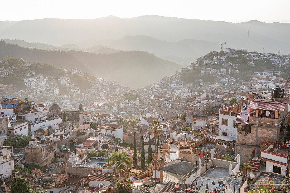 'The ''Pueblo Magico'' of Taxco, Guerrero, Mexico, is bathed in the early morning light'