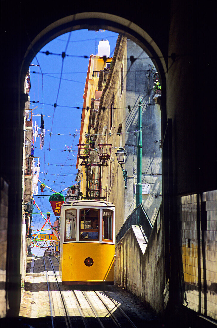 Bica-Seilbahn, Lissabon, Portugal, Südeuropa.