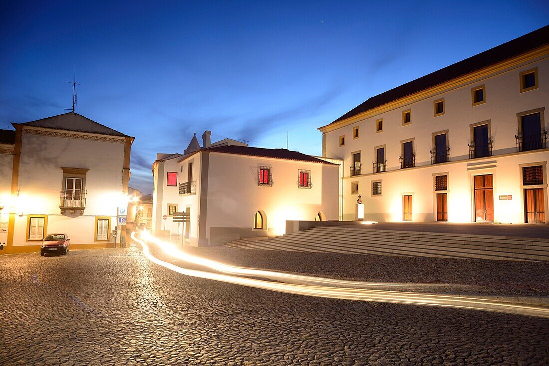 Square of Diana´s temple in Evora, Portugal.