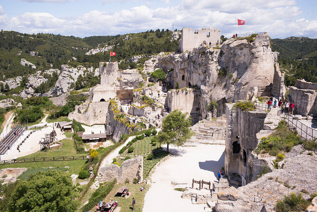 Blick auf die Burg,  Les-Baux-de-Provence,  schönsten Dörfer Frankreichs,  Naturpark Alpilles,  Provence-Alpes-Côte d'Azur,  Bouches-du-Rhône,  Frankreich