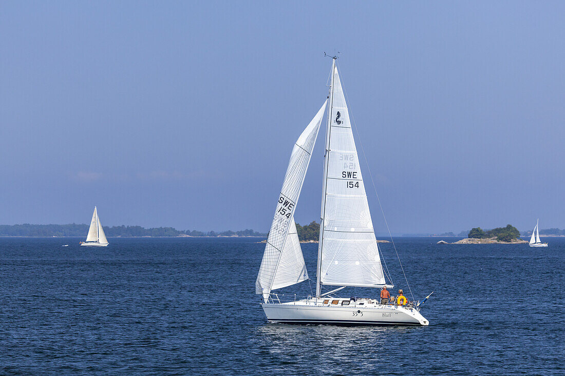 Sailboat in the  Stockholm archipelago, near island of Finnhamn, Uppland, Stockholms land, South Sweden, Sweden, Scandinavia, Northern Europe