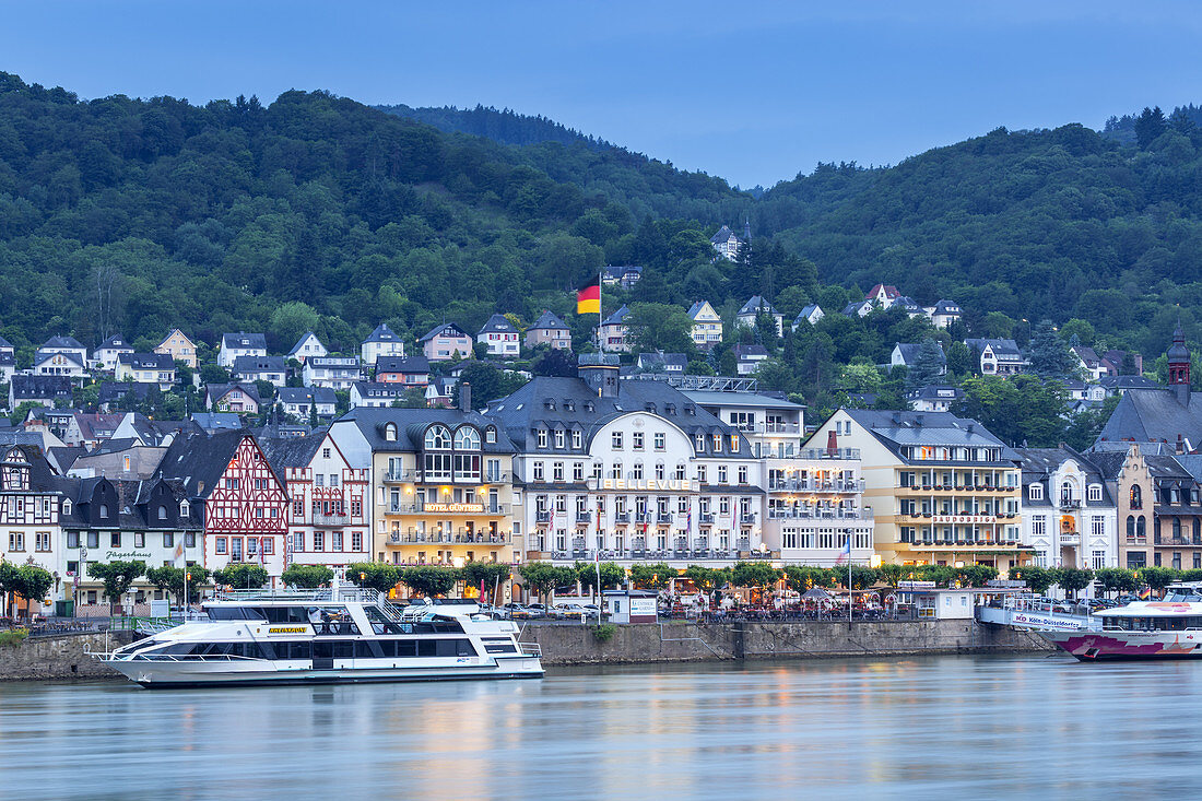 View over the Rhine to the old town of Boppard, Upper Middle Rhine Valley, Rheinland-Palatinate, Germany, Europe