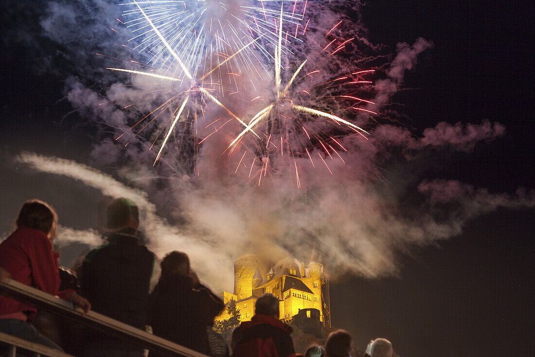 Fireworks Rhine in Flame, in St. Goarshausen underneath Burg Katz Castle, Upper Middle Rhine Valley, Rheinland-Palatinate, Germany, Europe