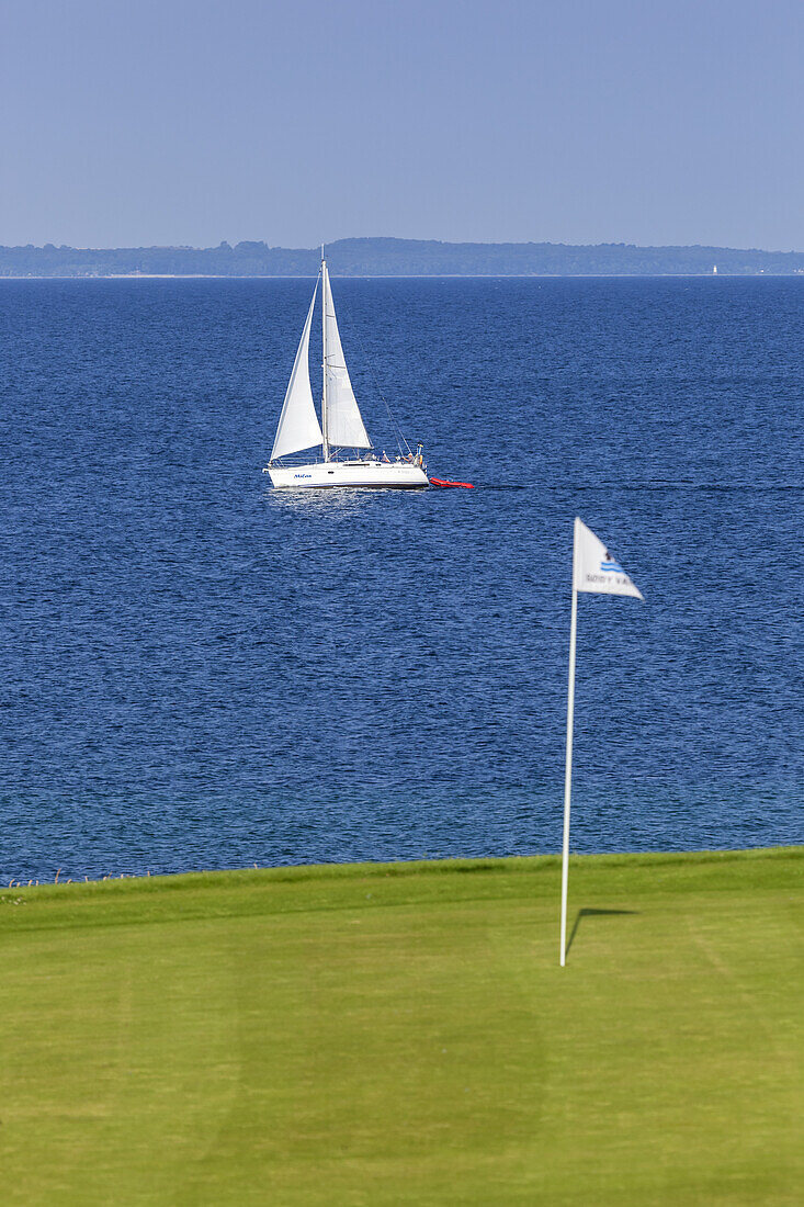 Golf course by the Baltic Sea in Skjoldnæs, Island Ærø, South Funen Archipelago, Danish South Sea Islands, Southern Denmark, Denmark, Scandinavia, Northern Europe