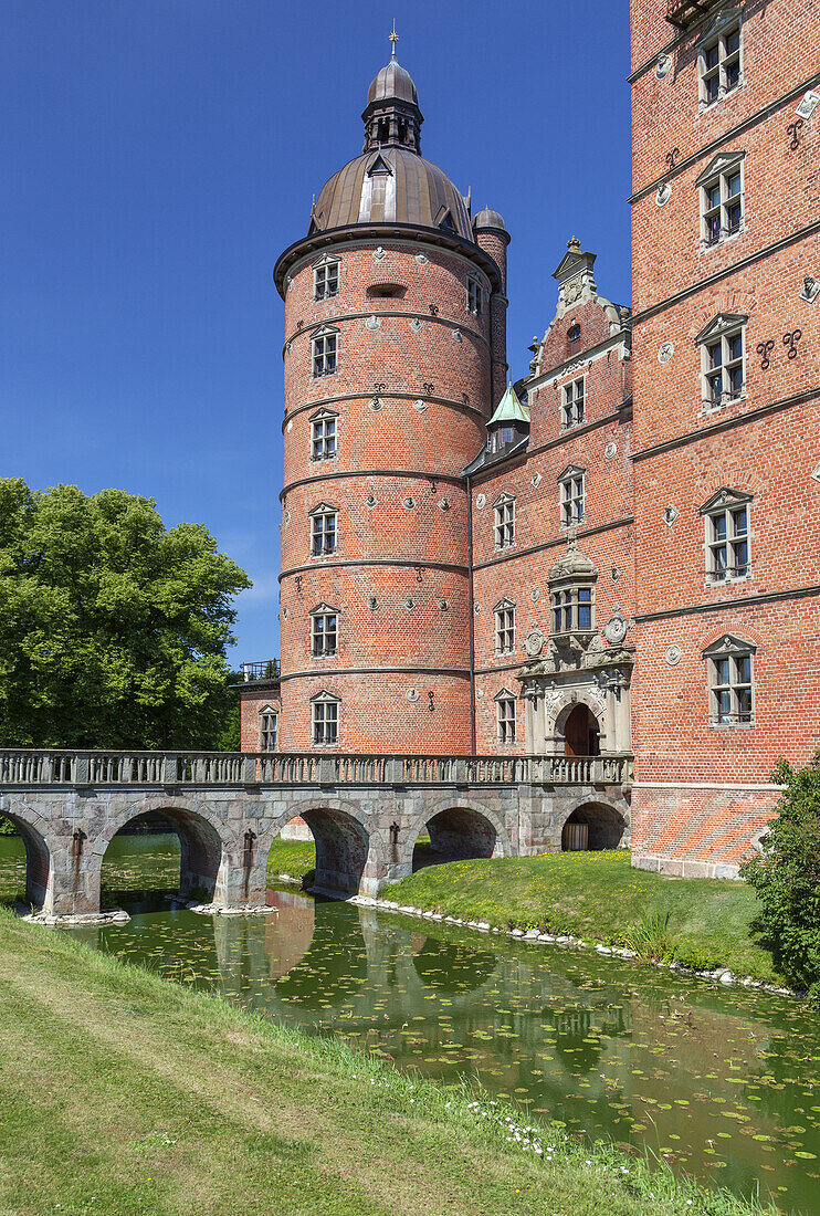 Castle Gjorslev Slot, Stevns Peninsula, Island of Zealand, Scandinavia, Denmark, Northern Europe