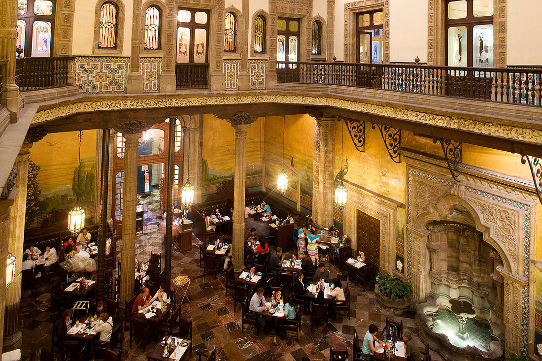 Mexico, Federal District, Mexico City, historical center listed as World Heritage by UNESCO, Sanborns Restaurant in Casa de los Azulejos