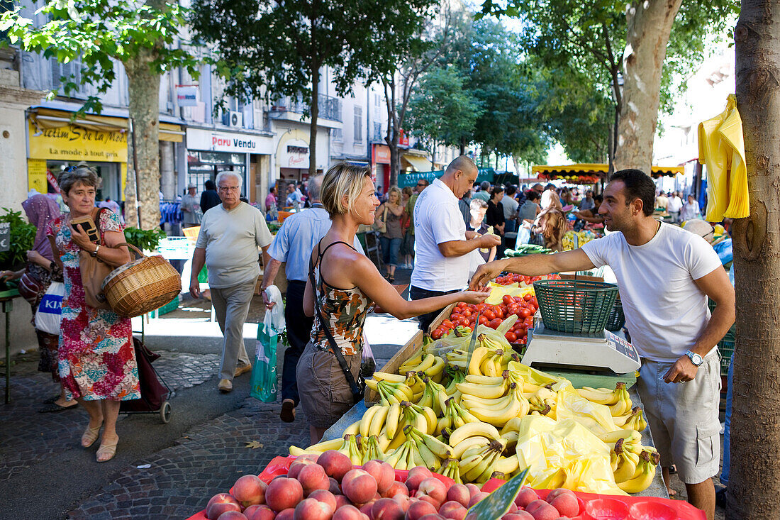 France, Var, Toulon, Cours Lafayette, the daily market