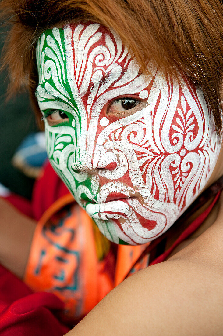 Taiwan, Kaohsiung, Taoist Ceremony, portrait