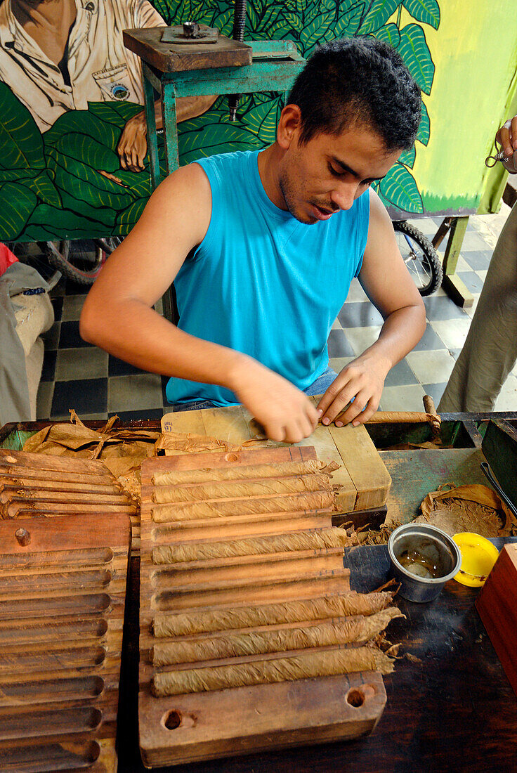 Nicaragua, Granada, Hacienda Dona Elbar, less known than the Cuban cigars, the country produced his own puros
