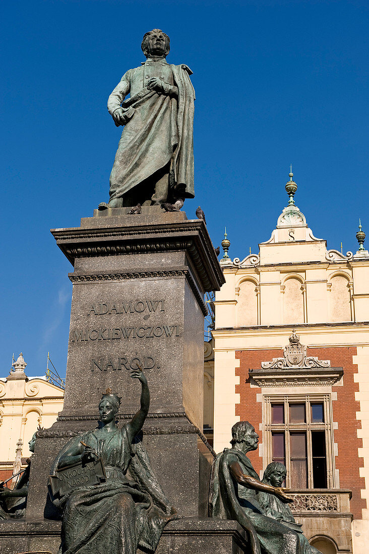 Poland, Lesser Poland region, Krakow, the statue of Adam Mickiewicz on the Market Square (Rynek Glowny)
