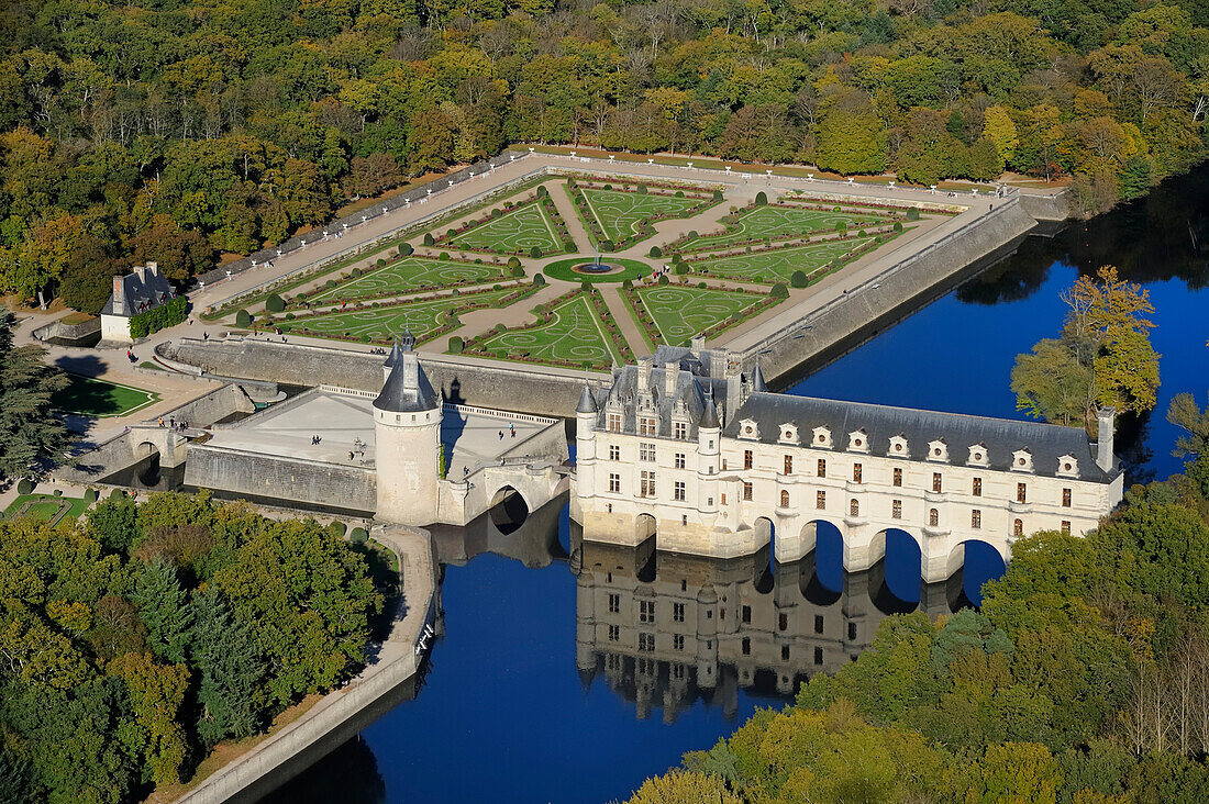 France, Indre et Loire, Chateau de Chenonceau with Renaissance style and its formal garden on Cher river banks, (aerial view)