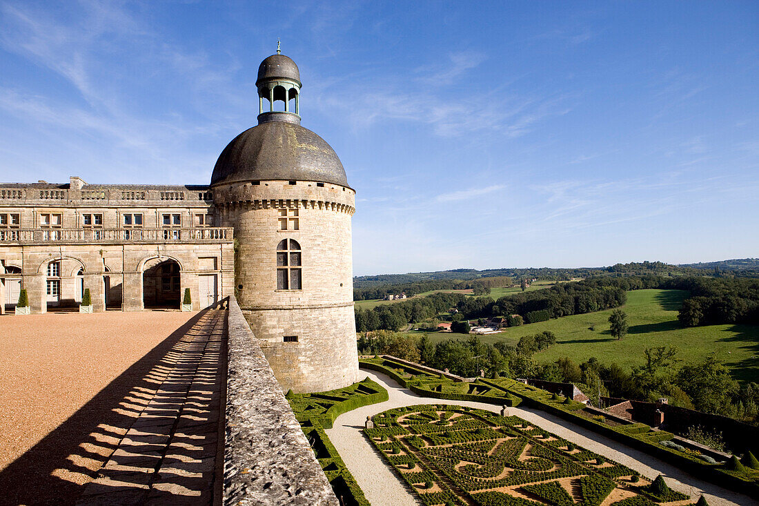 France, Dordogne, Perigord Noir, Hautefort, castle