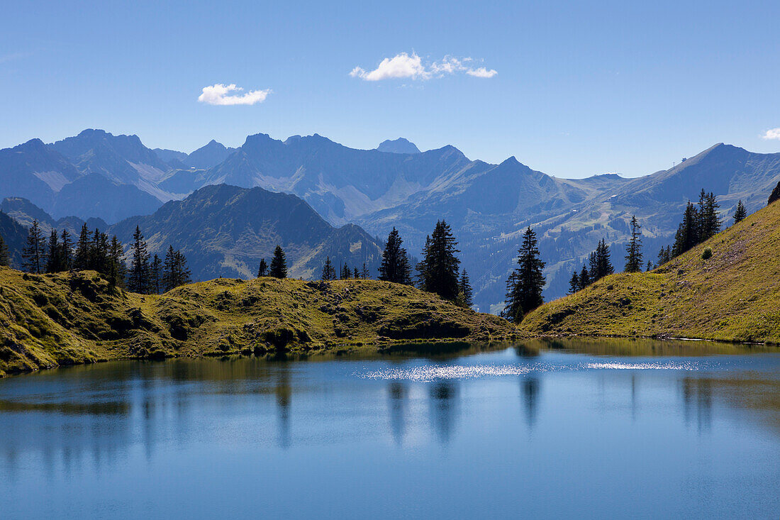 Lake Seealpsee, at Nebelhorn, near Oberstdorf, Allgaeu Alps, Allgaeu, Bavaria, Germany