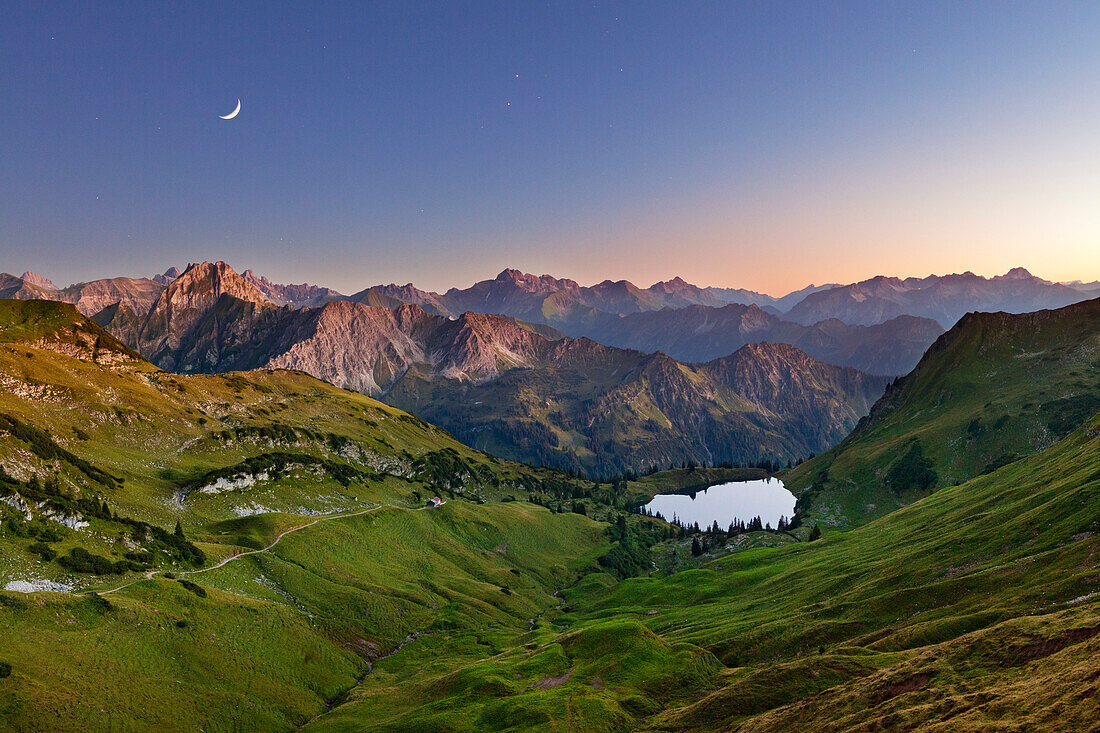 Seealpsee am Nebelhorn, bei Oberstdorf, Allgäuer Alpen, Allgäu, Bayern, Deutschland