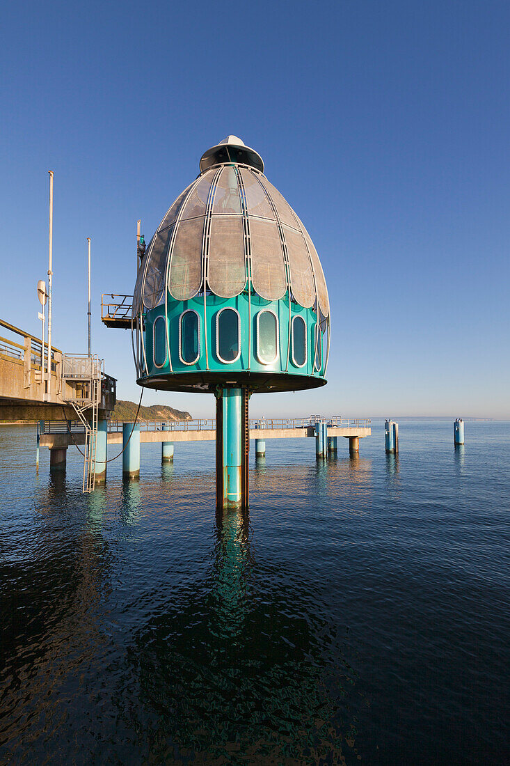 Taucherglocke an der Seebrücke, Sellin, Rügen, Ostsee, Mecklenburg-Vorpommern, Deutschland