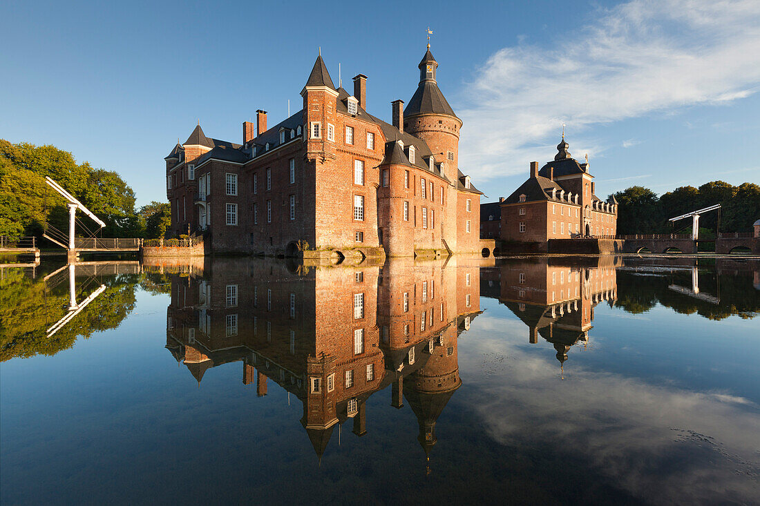 Anholt moated castle, near Isselburg, Muensterland, North-Rhine Westphalia, Germany