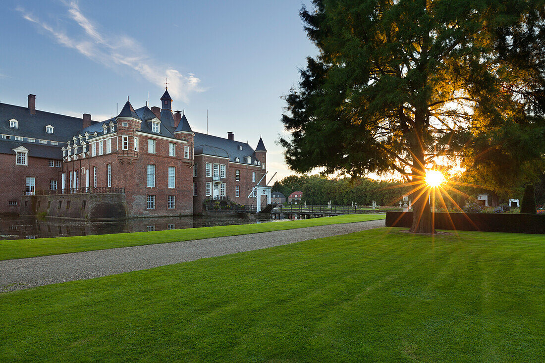 Park at Anholt moated castle, near Isselburg, Muensterland, North-Rhine Westphalia, Germany