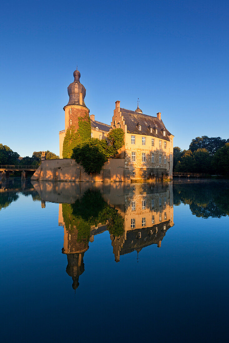 Wasserschloss Burg Gemen, Borken, Münsterland, Nordrhein-Westfalen, Deutschland