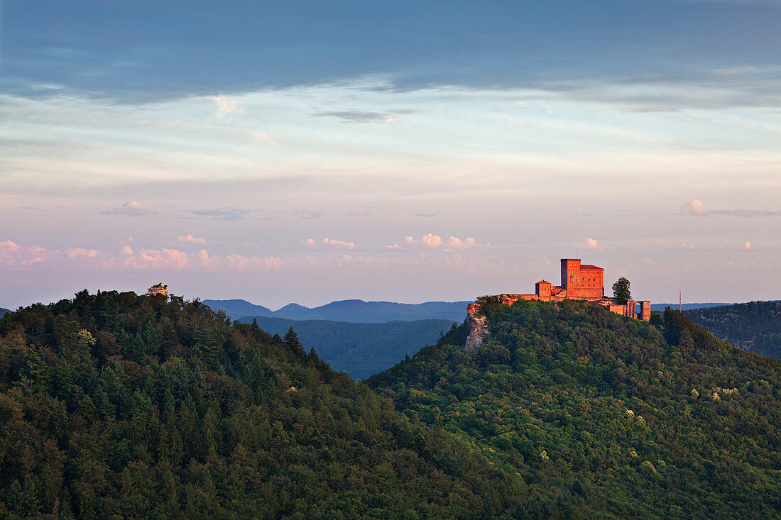 Burg Trifels, bei Annweiler, Pfälzer Wald, Rheinland-Pfalz, Deutschland