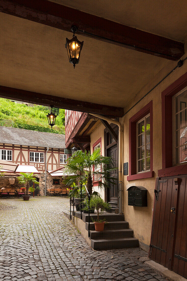 Alter Posthof, Bacharach, Rhein, Rheinland-Pfalz, Deutschland