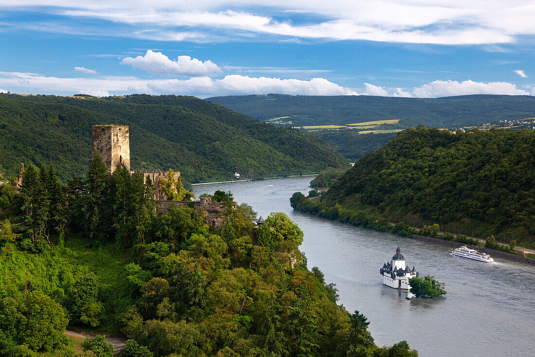 Burg Gutenfels und Pfalzgrafenstein, bei Kaub, Rhein, Rheinland-Pfalz, Deutschland