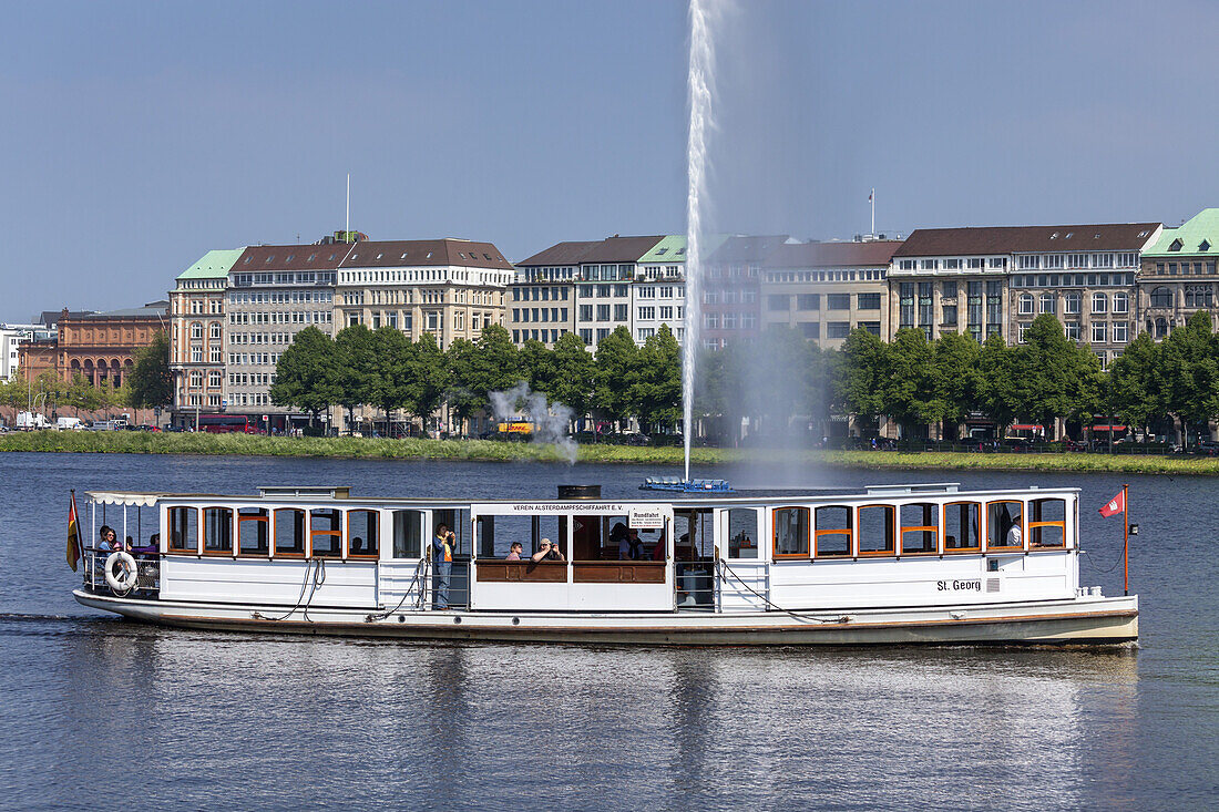 Passenger ship on Binnenalster in front of Hapag Lloyd building, old town, Hanseatic City Hamburg, Northern Germany, Germany, Europe