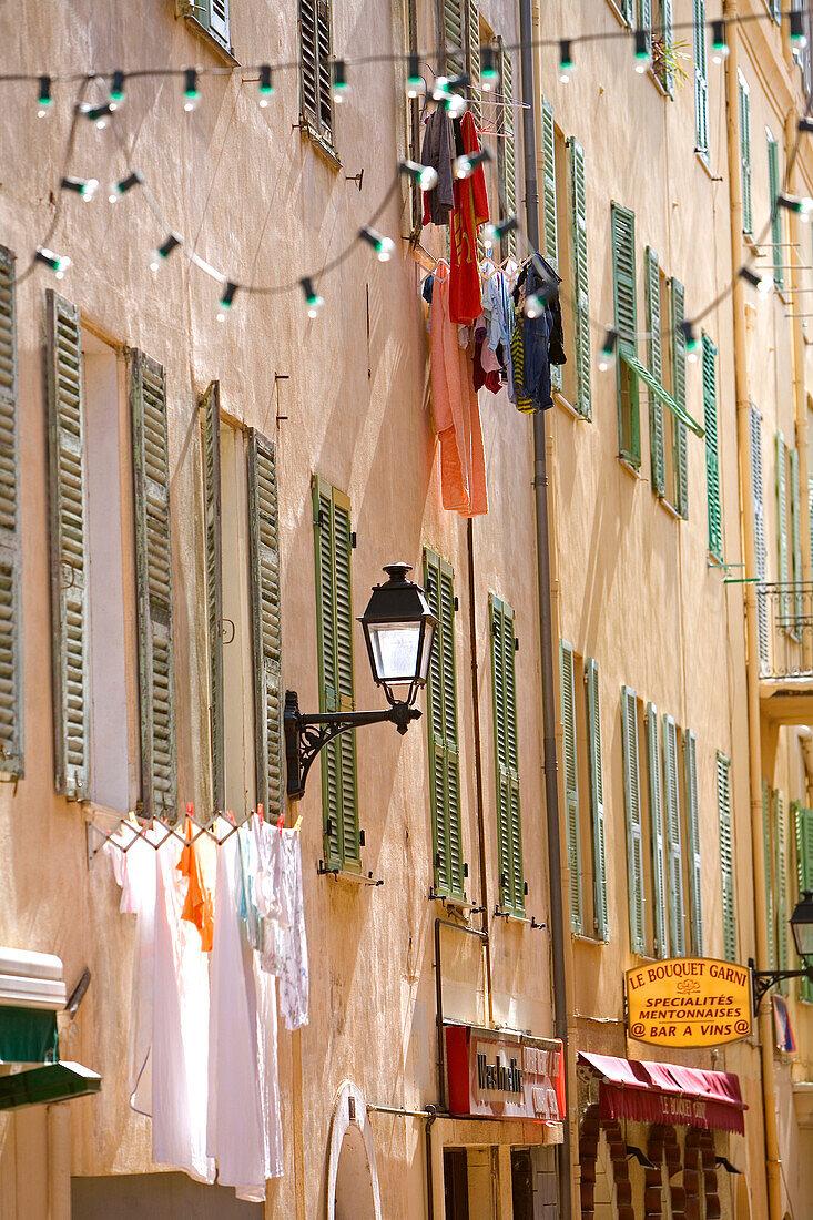 France, Alpes Maritimes, Menton, Rue Palmero (Palemero street)