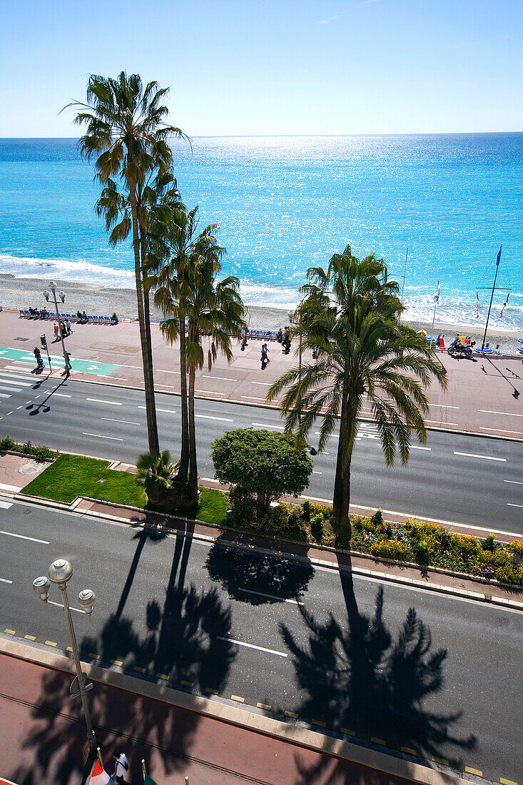 Frankreich, Alpes Maritimes, Nizza, Promenade des Anglais aus der Präsidentensuite des Hotel Negresco gesehen