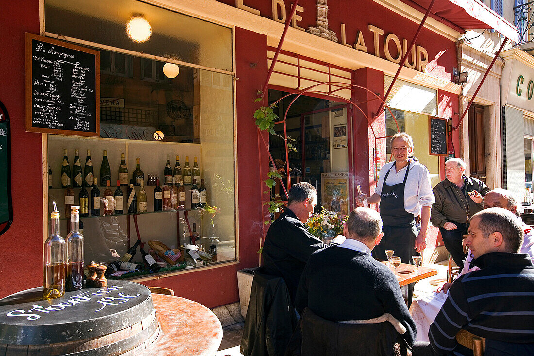 France, Alpes Maritimes, Nice, Old Town, Cave de la Tour wine bar