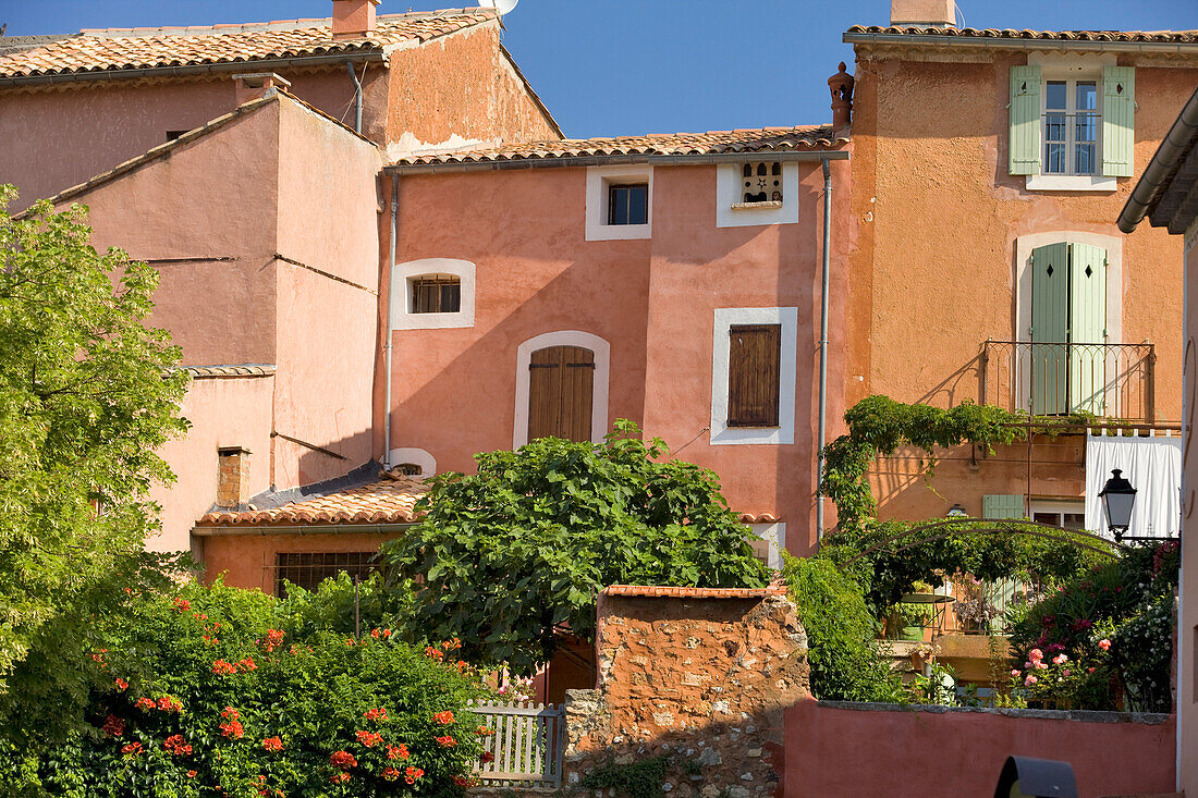 France, Vaucluse, Roussillon, labelled Les Plus Beaux Villages de France (The Most Beautiful Villages of France)