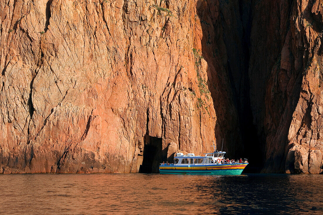 France, Corse du Sud, Golfe de Porto, Capo Rosso, Boat trip