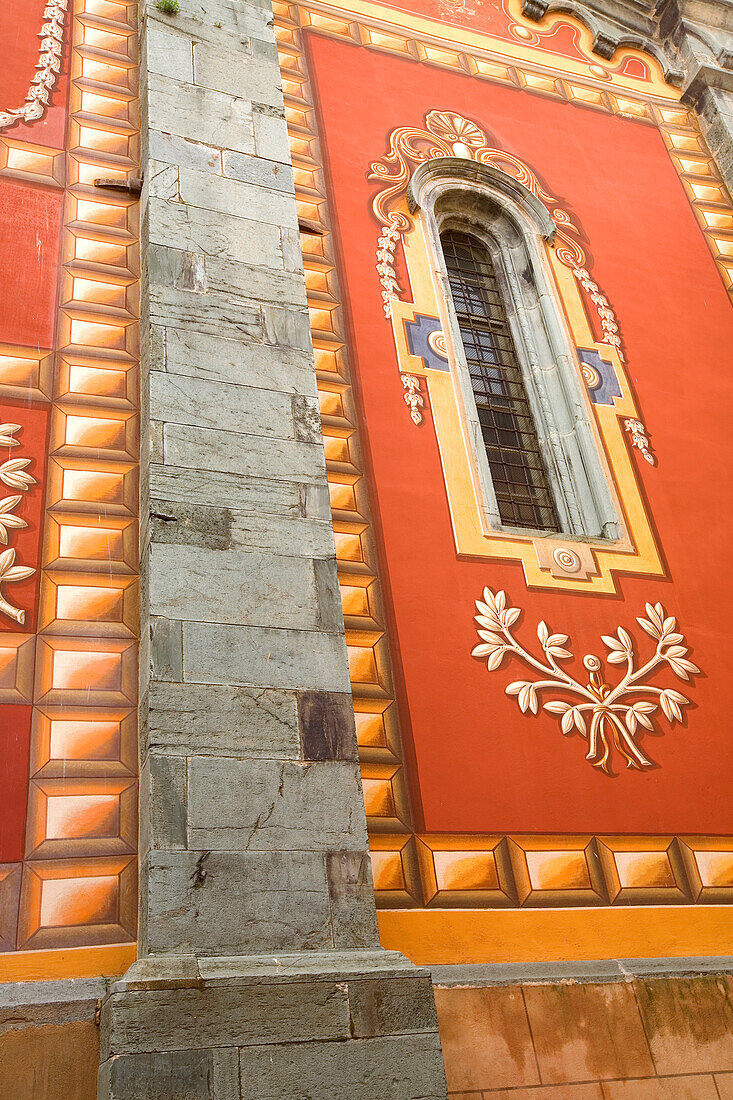 Frankreich, Alpes Maritimes, Roya-Tal, Tende, Stiftskirche, Fassade