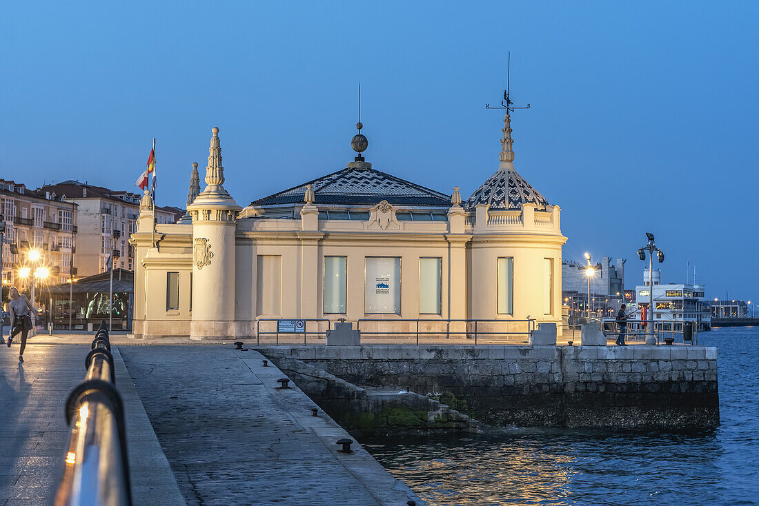 Palacete del Embarcadero, Paseo de Pereda, Puerto Chico, Santander, Kantabrien, Spanien