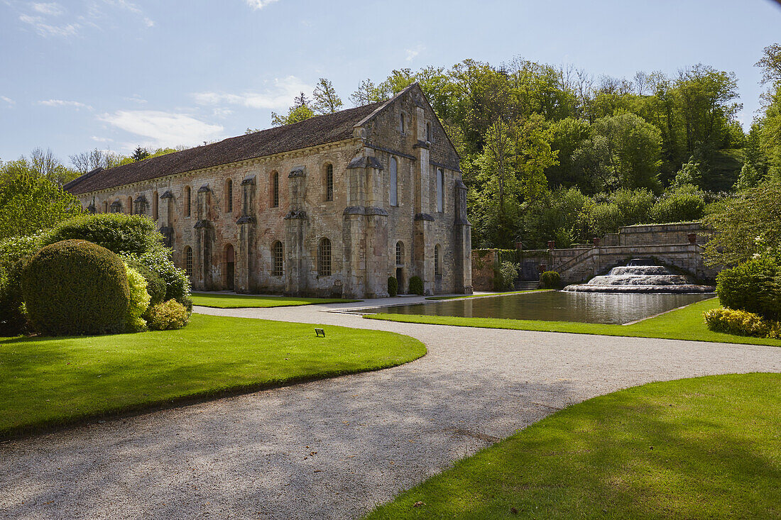 Schmiede , Abbaye de Fontenay bei Montbard , Canal de Bourgogne , Dept. Côte-d'Or , Region Burgund , Frankreich , Europa