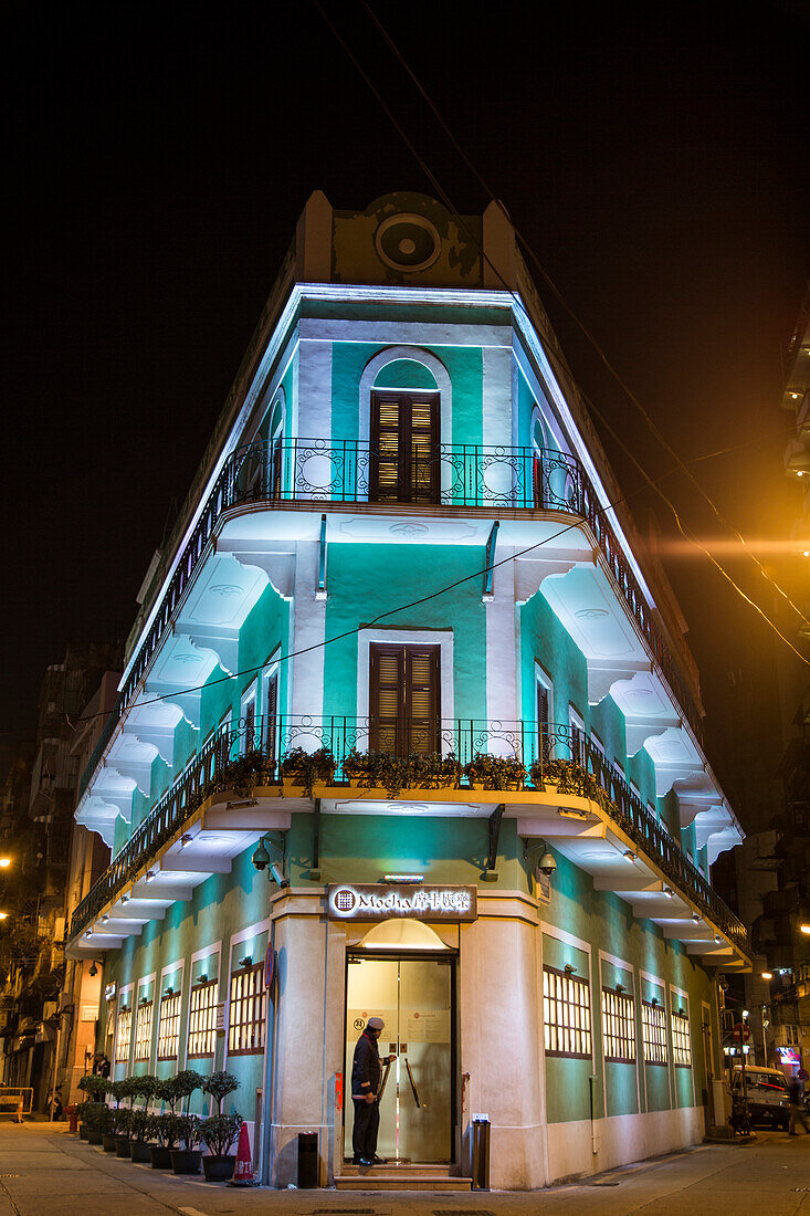 Mocha restaurant and bar building at night, Macau, Macau, China