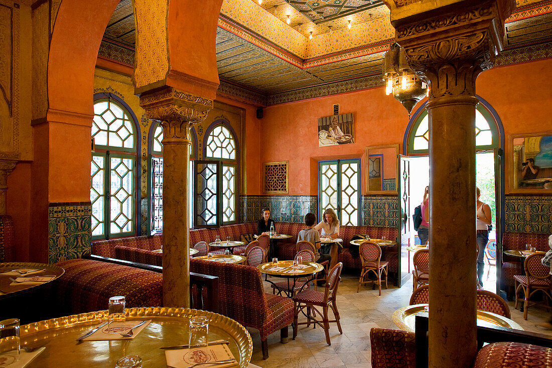 France, Paris, the Great Mosque of Paris, restaurant