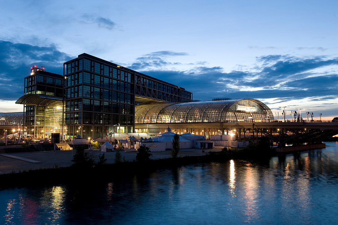 Germany, Berlin, the new Berlin, Hauptbahnhof (Berliner Hauptbahnhof)