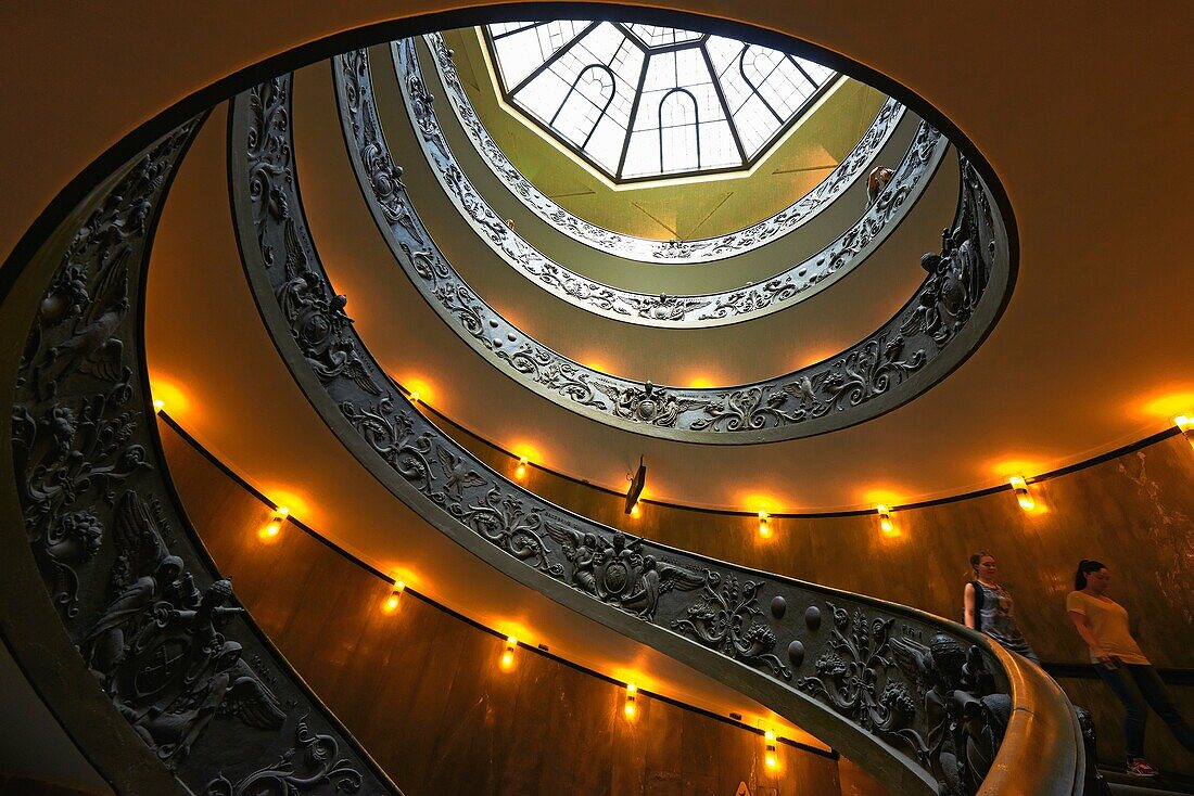 Vatican, Spiral stairs, Giuseppe Momo spiral staircase, Vatican Museums, Vatican City, Rome Lazio, Italy