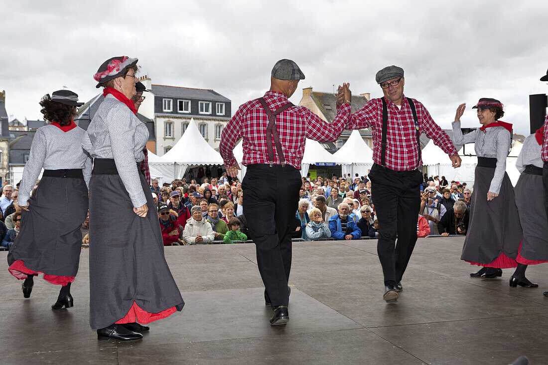 French-Canadian participants in the Festival des Filets bleus, Concarneau, Bretagne, France
