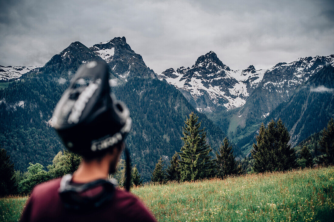 Portrait of a young Mountainbiker, Mountainbike, Brandnertal, Vorarlberg, Austria