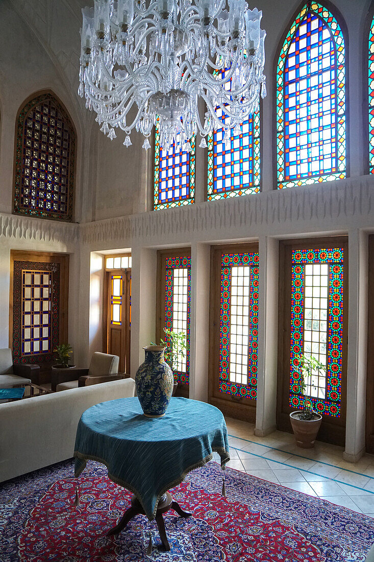 Interior of late 18th century Qajar mansion, now Serai Ameriha Hotel, Kashan, Iran, Middle East