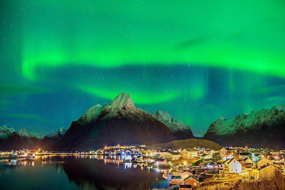 Aurora borealis, Aurora above bay of Reine, Reine, Lofoten, Norland, Norway