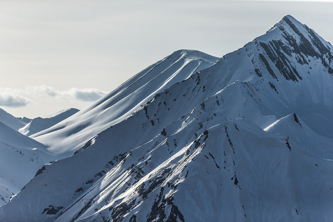 Beeindruckende Bergkette, Gudauri, Mzcheta-Mtianeti, Georgien