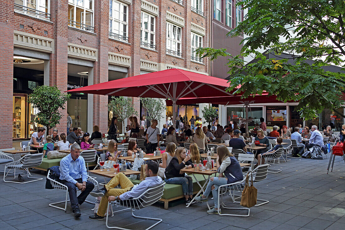 Courtyard terraces, Hofstatt, Sendlinger Strasse, Munich, Bavaria, Germany