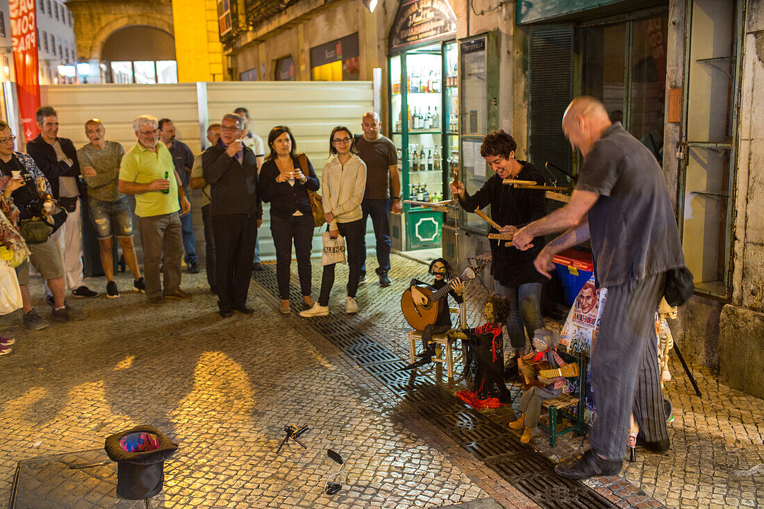 marionettes, traditional puppet theatre, audience, outdoor, Lisbon, Portugal